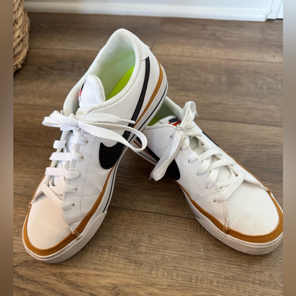 Nike White, Black and Gold Sneakers